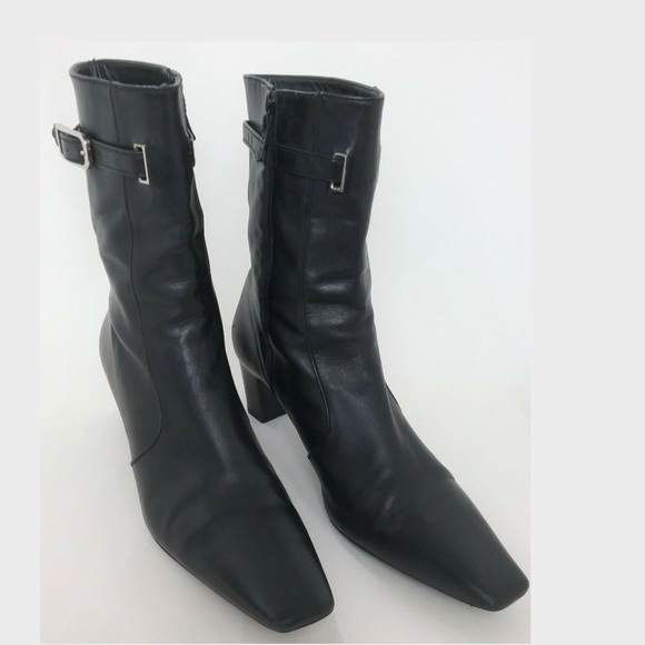 ๐ Cole Haan Black Leather Booties Boot 6ยฝ N Nike - Picture 3 of 12